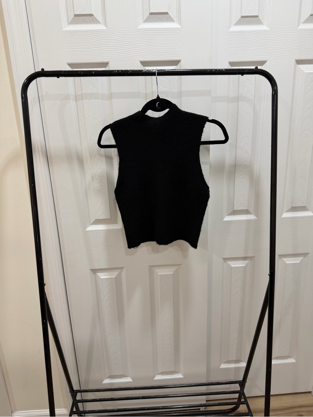 Altar'd State Black Sleeveless Mock Neck Crop Tank